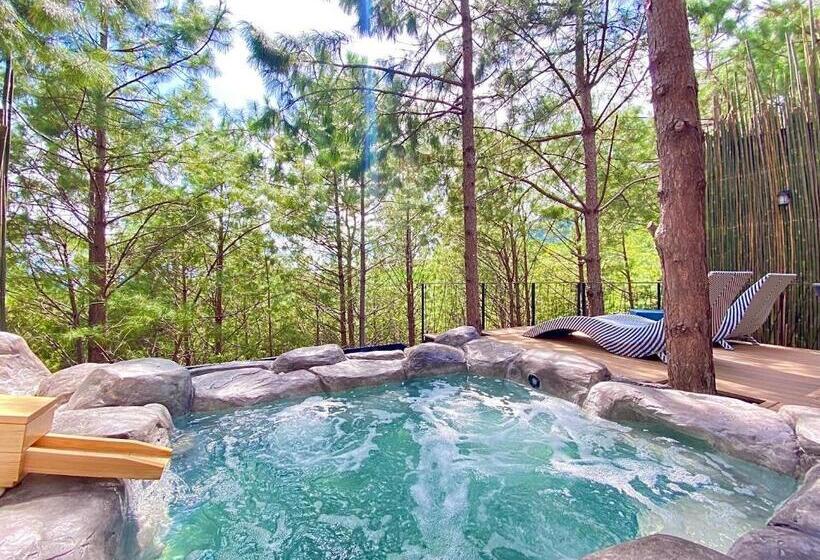 ویلای 1 خوابه, Villa Pason