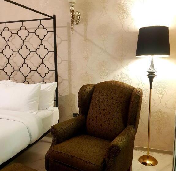 اتاق خانوادگی با سرویس بهداشتی مشترک, Villa Pason