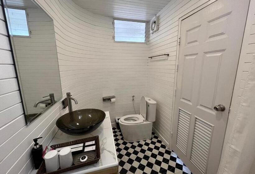 کلبه ییلاقی, Villa Pason