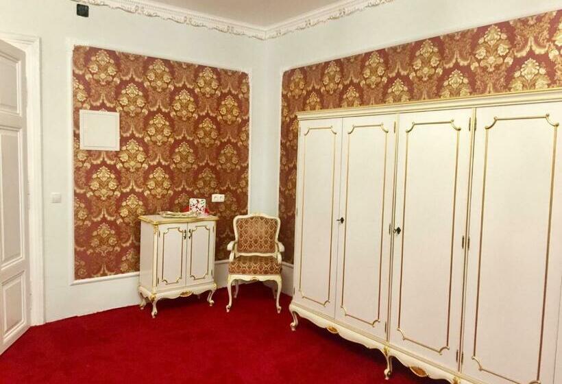 غرفة ديلوكس, Lambach Villa