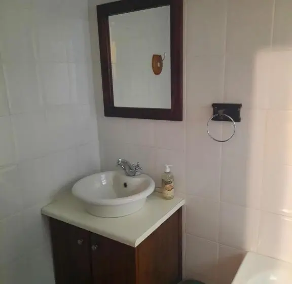 コンフォートトリプルルーム, Citrusdal Guest Rooms
