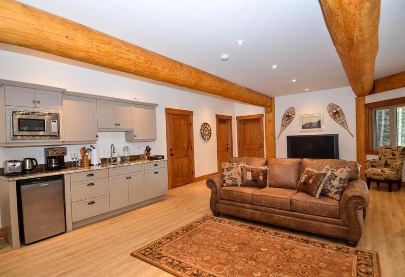 带大床的复式套间, Golden Acres Mountain Lodge