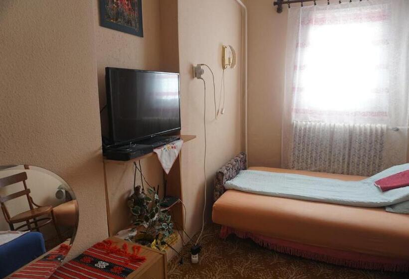 Номер Стандарт Индивидуальный Совместная Ванная, Piri Vendégház