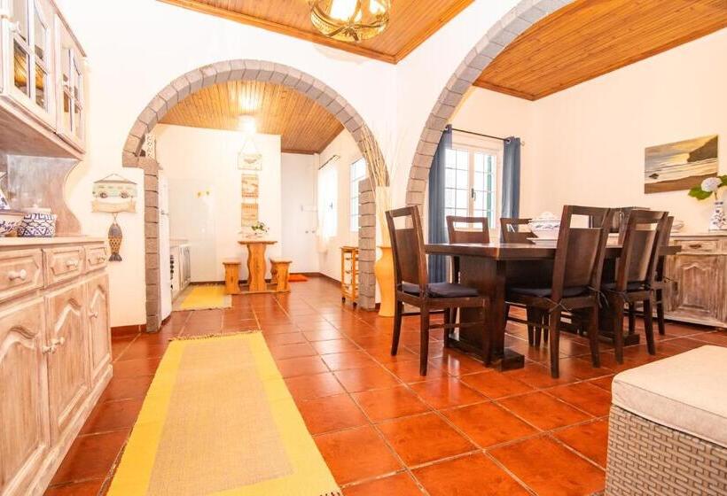 침실 3개 주택, Casa Inti / Inti House Furnas