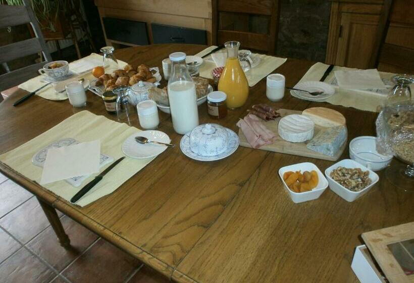 Семейный Номер, Couettes Et Picotin