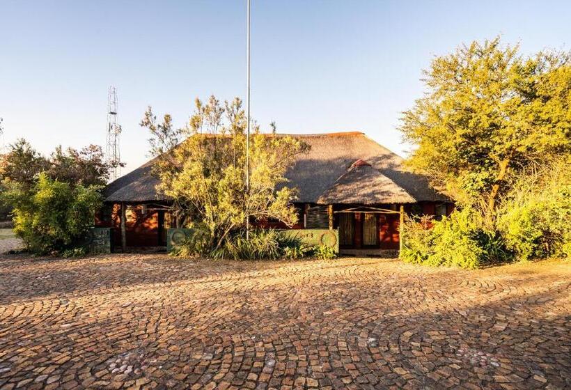 Полулюкс, Hakunamatata Lodge & Health Spa/ Wedding & Conference Venue