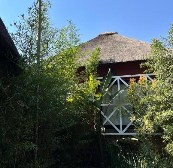 חדר דלוקס עם מיטת קינג, Hakunamatata Lodge & Health Spa/ Wedding & Conference Venue