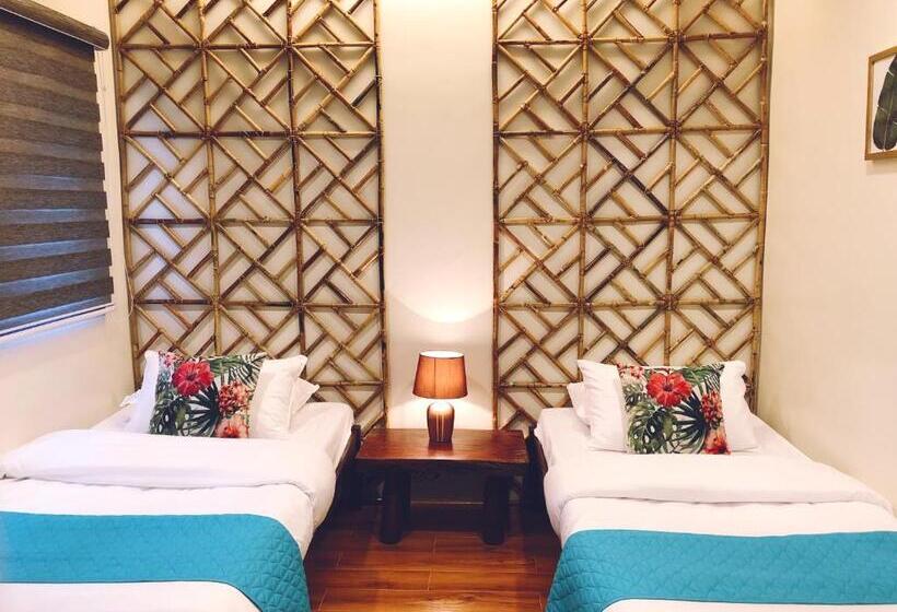 اتاق استاندارد, The Cabins At Lvf