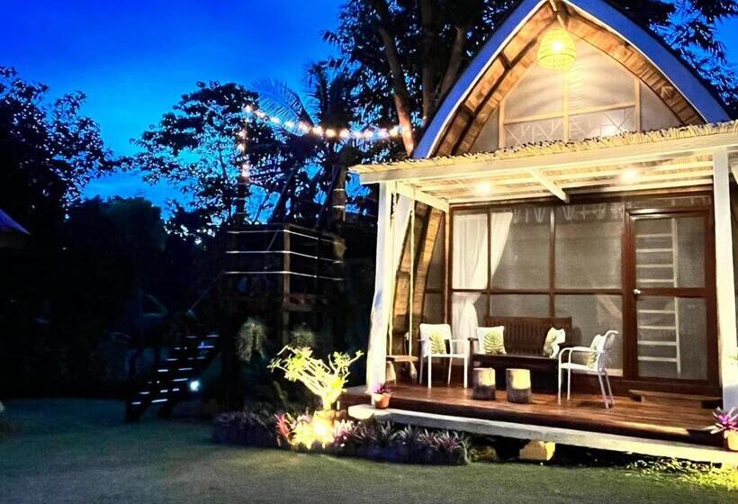 家庭间, The Cabins At Lvf