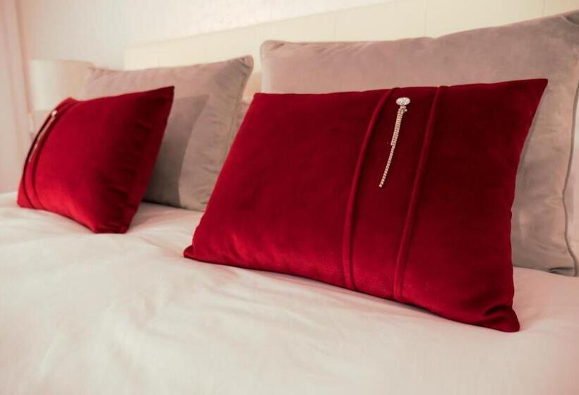 Номер Стандарт Совместная Ванная, Telesico Residencia