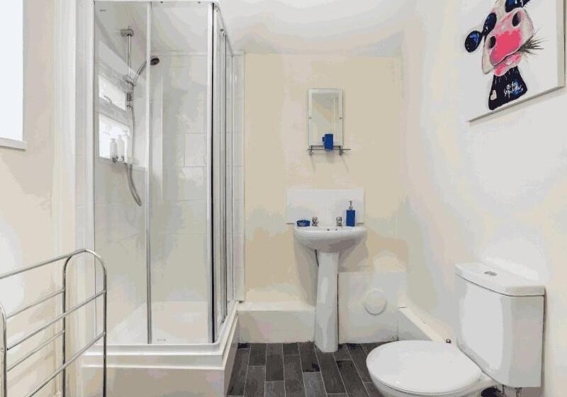 Номер Superior, Townhouse @ 62 Samuel Street Crewe