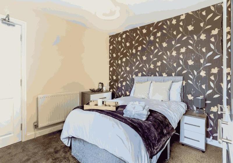 Номер Superior, Townhouse @ 62 Samuel Street Crewe