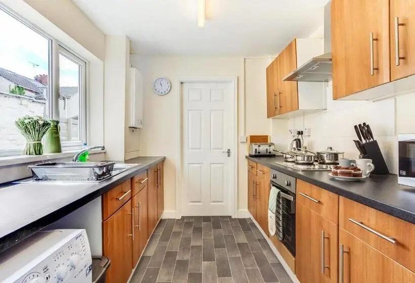 Talo 1 Makuuhuone, Townhouse @ 62 Samuel Street Crewe