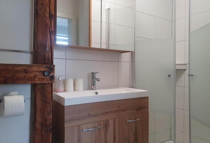 חדר בסיסי, Pension Seeschlösschen