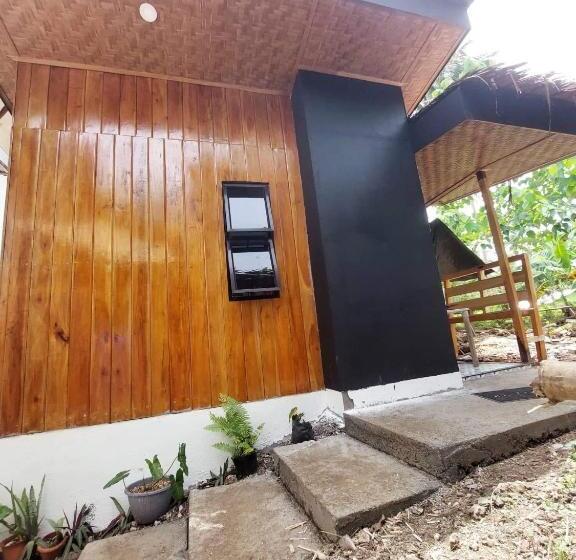 بنگله خانوادگی, Sand 1 Hostel