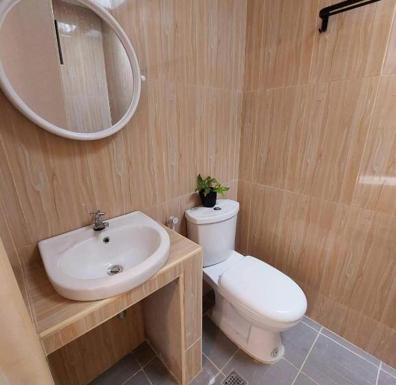 بنگله خانوادگی, Sand 1 Hostel