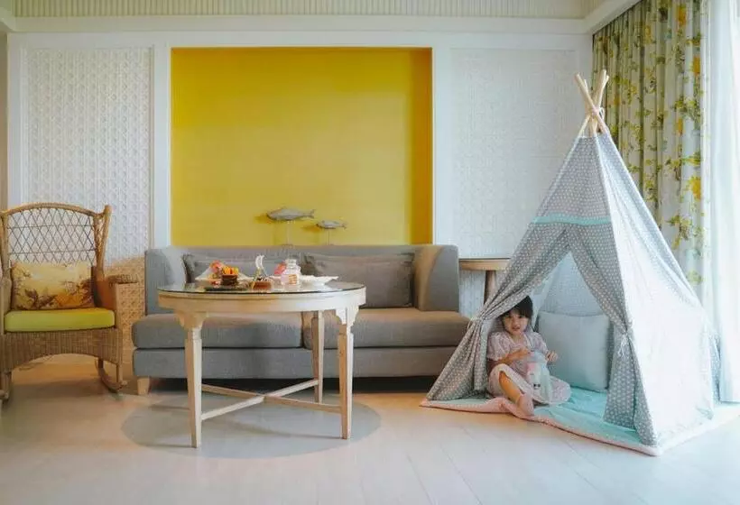 スイートクラブ シービュー, Amari Hua Hin