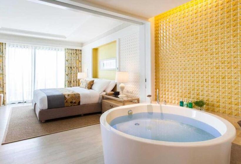 Suite Club Vista Mar, Amari Hua Hin