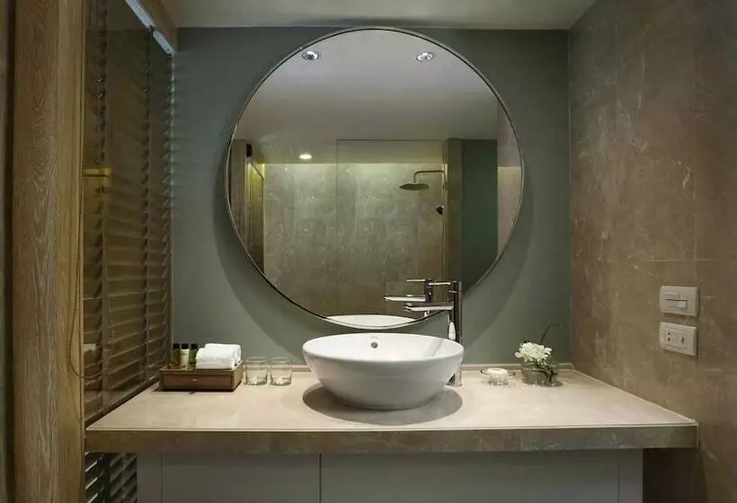 プールの見えるデラックスルーム, Amari Hua Hin