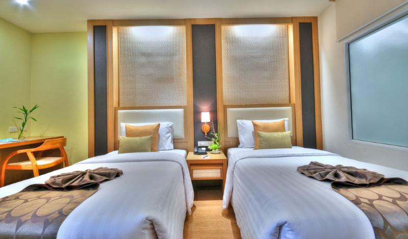 Номер Deluxe, Ashlee Plaza Patong Hotel & Spa