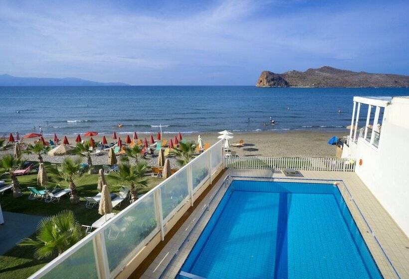 דירת חדר נוף לים, Georgina