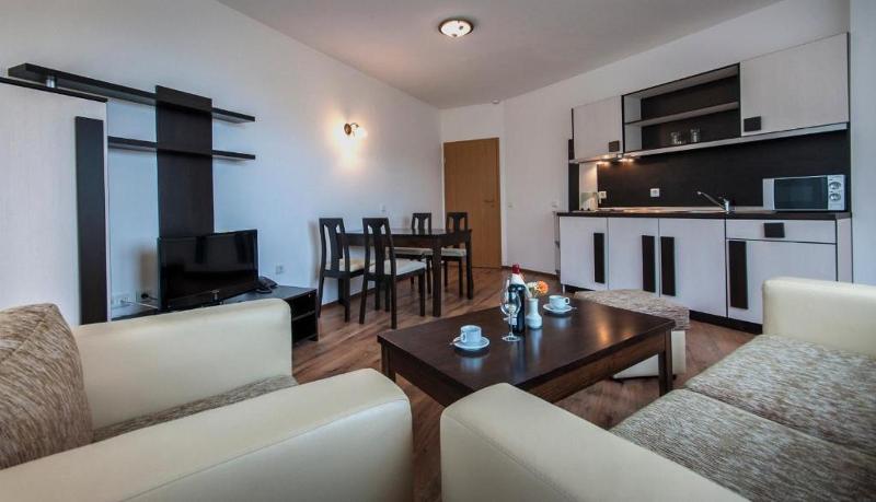 Апартаменты 2 Спальни, Grand Royale Apartment Complex & Spa