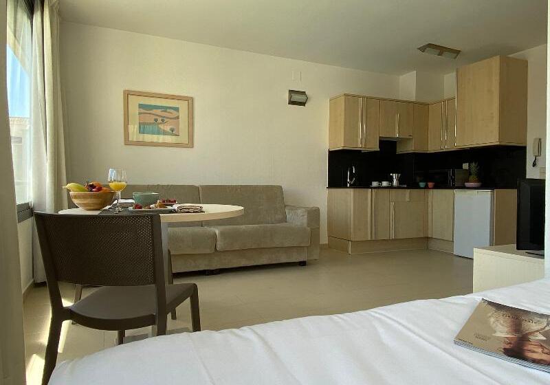 سوییت, Larkspur Landing South Bend