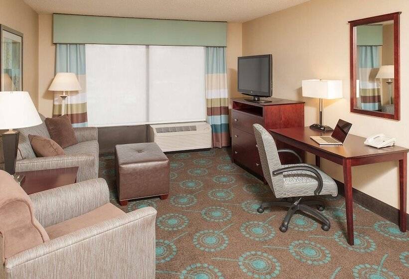 Suite, Larkspur Landing South Bend