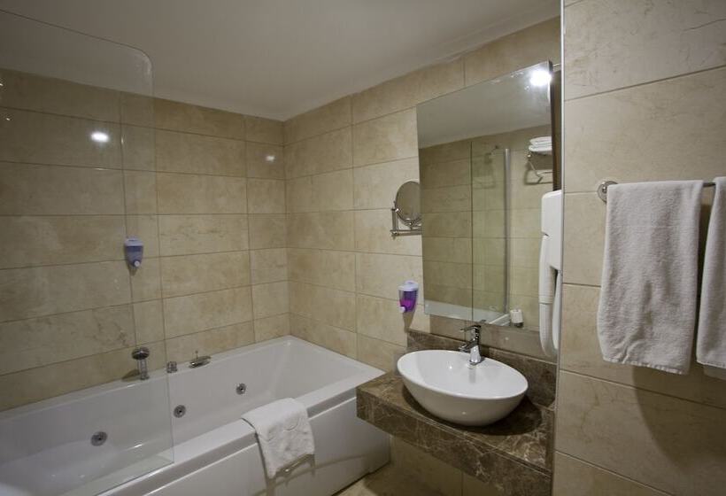 经济房, Holiday City