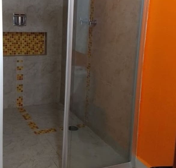 Люкс Вид на Море, Istirinchá