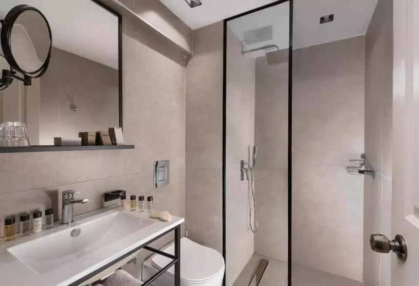 سوییت, Kos Divine Hotel & Suites
