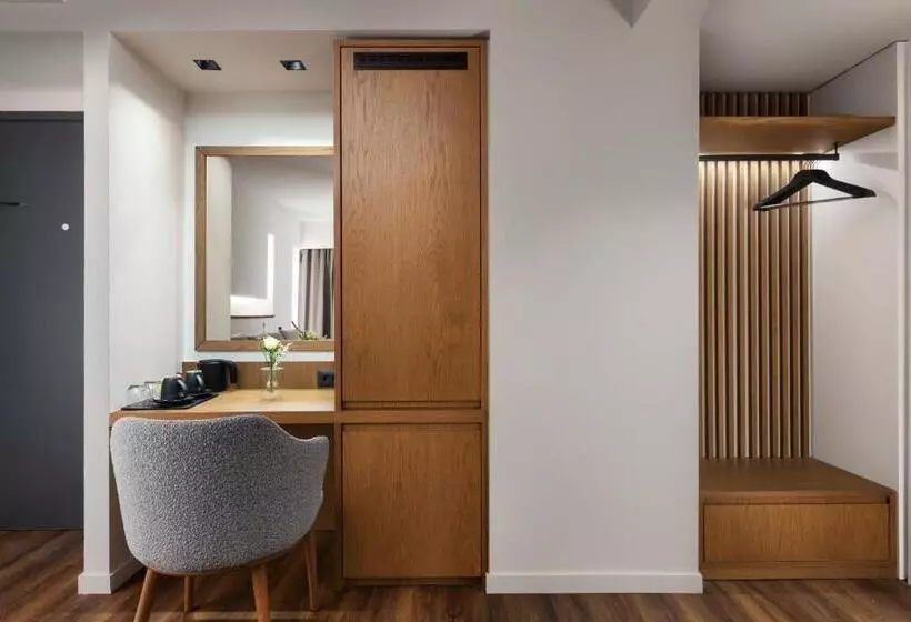 سوییت با چشم‌انداز دریا, Kos Divine Hotel & Suites