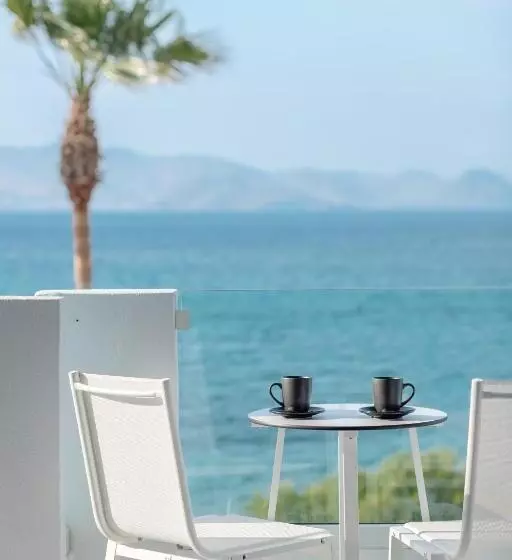 سوییت با چشم‌انداز دریا, Kos Divine Hotel & Suites