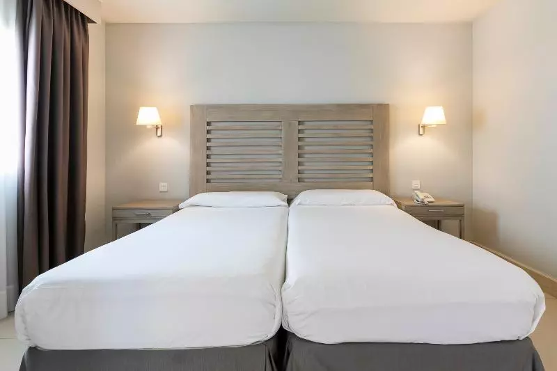 スーペリアールーム, Nova Gold Hotel Pattaya