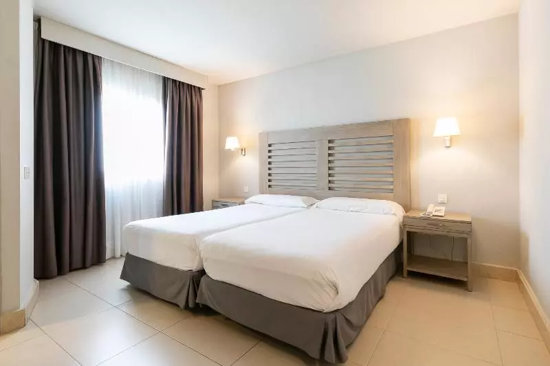 スーペリアールーム, Nova Gold Hotel Pattaya