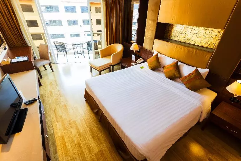 スーペリアールーム, Nova Gold Hotel Pattaya