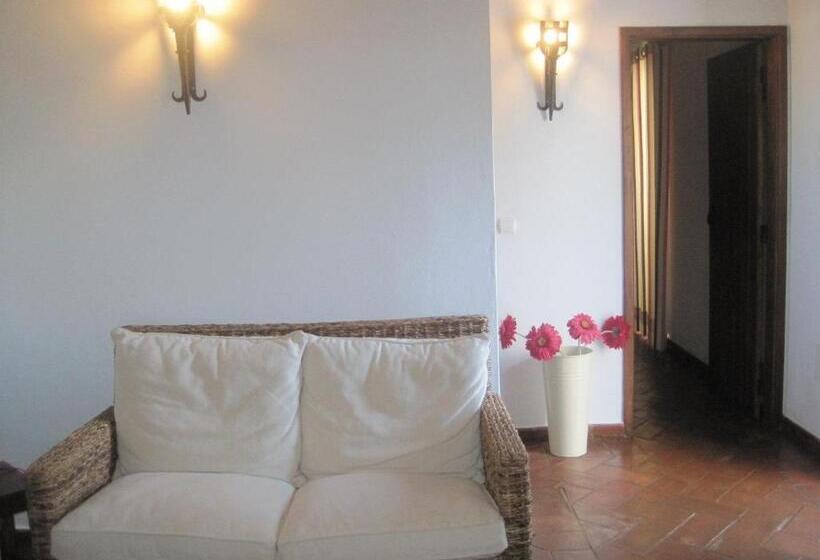 Люкс, Outeiro Da Vila Casas De Campo