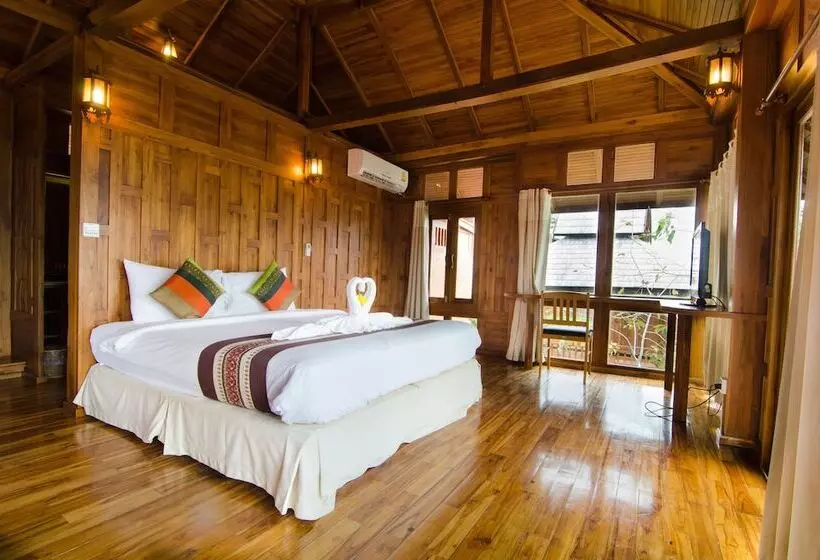 デラックスビラの１ベッドルーム, Phi Phi The Beach Resort