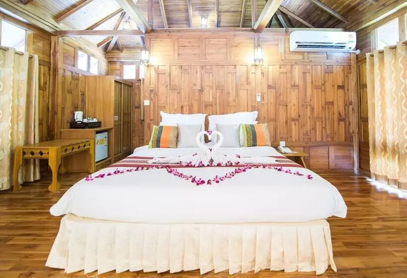 デラックスビラの１ベッドルーム, Phi Phi The Beach Resort