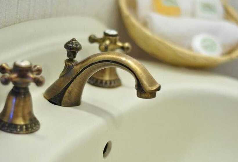 ジュニアスイート, Porton Del Cielo