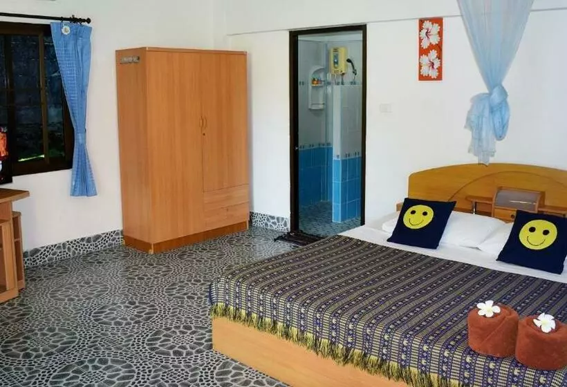 スタンダードバンガロー, D&k Smiley Phuket Resort