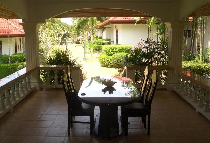 Бунгало Стандарт 3 Спальни, D&k Smiley Phuket Resort