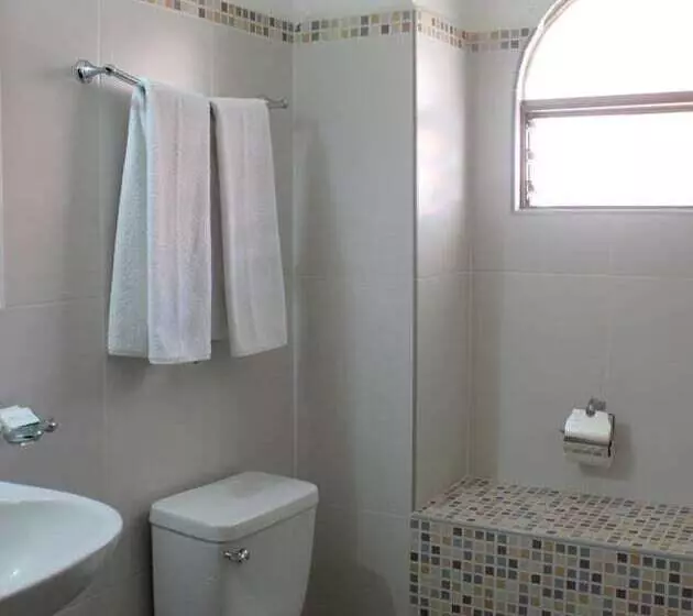 سوییت لوکس, Suites Plaza Del Rio   Family Hotel Malecón Centro
