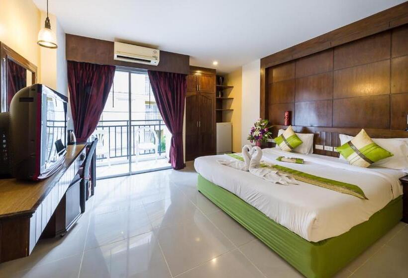 キングサイズベッドのスタンダードルーム, Thai Siam