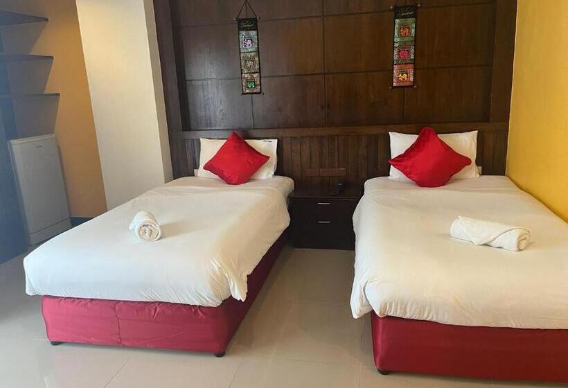 ファミリールーム, Thai Siam