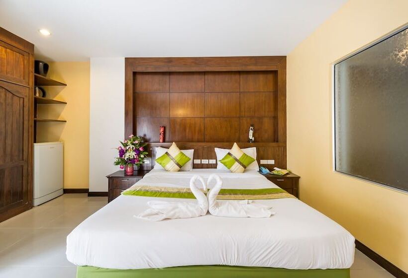 ファミリールーム, Thai Siam