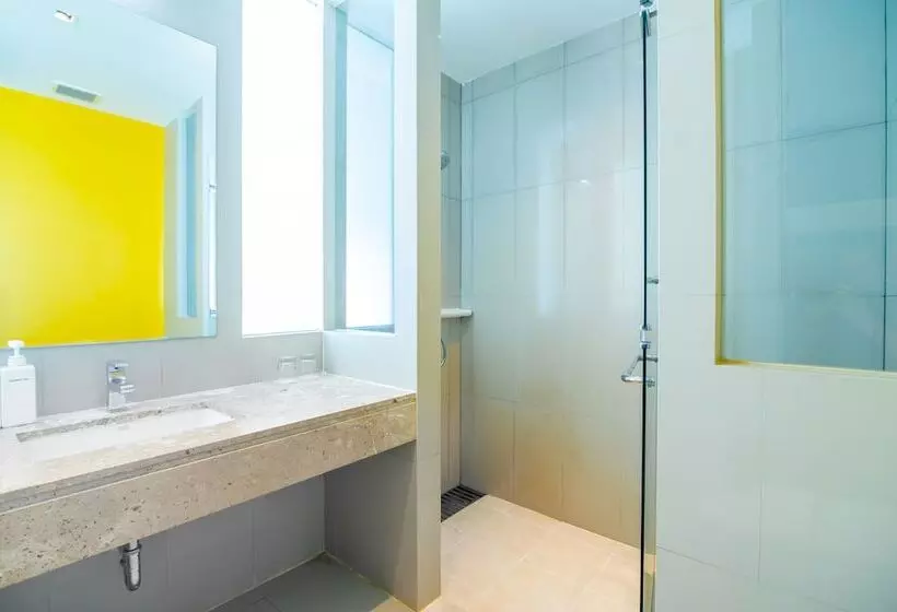 استودیوی استاندارد, The Lantern Resorts Patong Sha Extra Plus