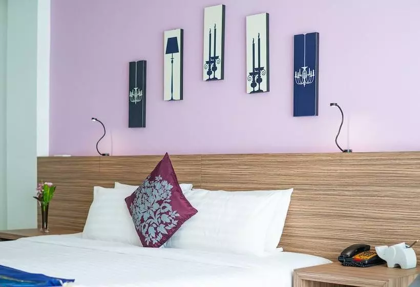 اتاق استاندارد با چشمانداز, The Lantern Resorts Patong Sha Extra Plus
