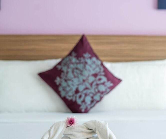 스탠다드 전망 룸, The Lantern Resorts Patong   Sha Extra Plus