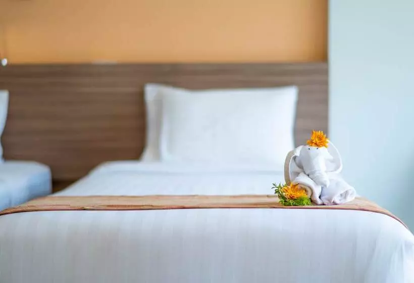 اتاق استاندارد چهار تخته, The Lantern Resorts Patong Sha Extra Plus